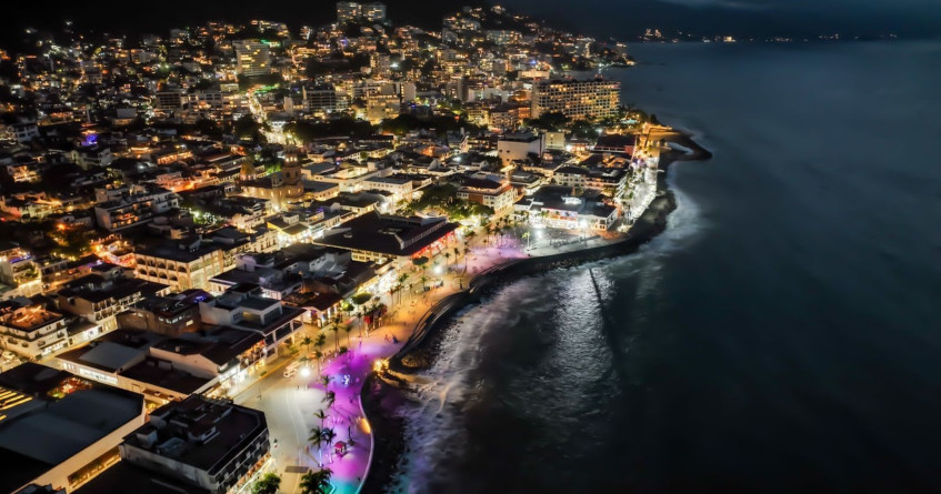 Puerto Vallarta de noche